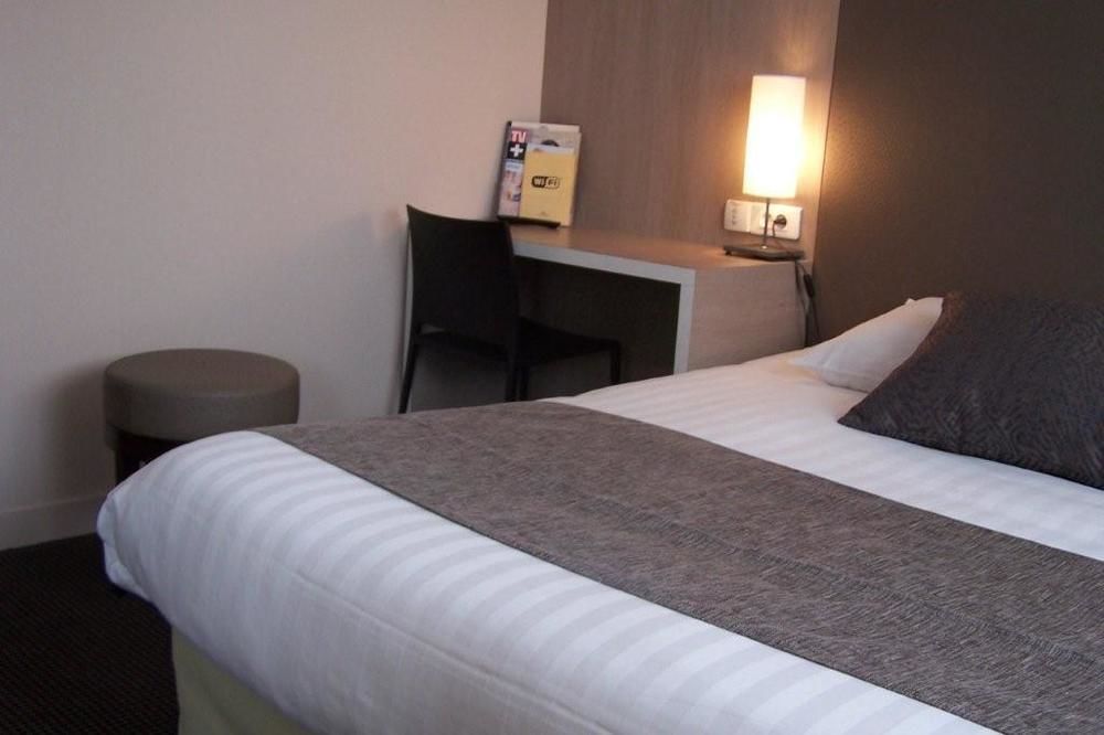 L'Hotel Bristol Caen Buitenkant foto